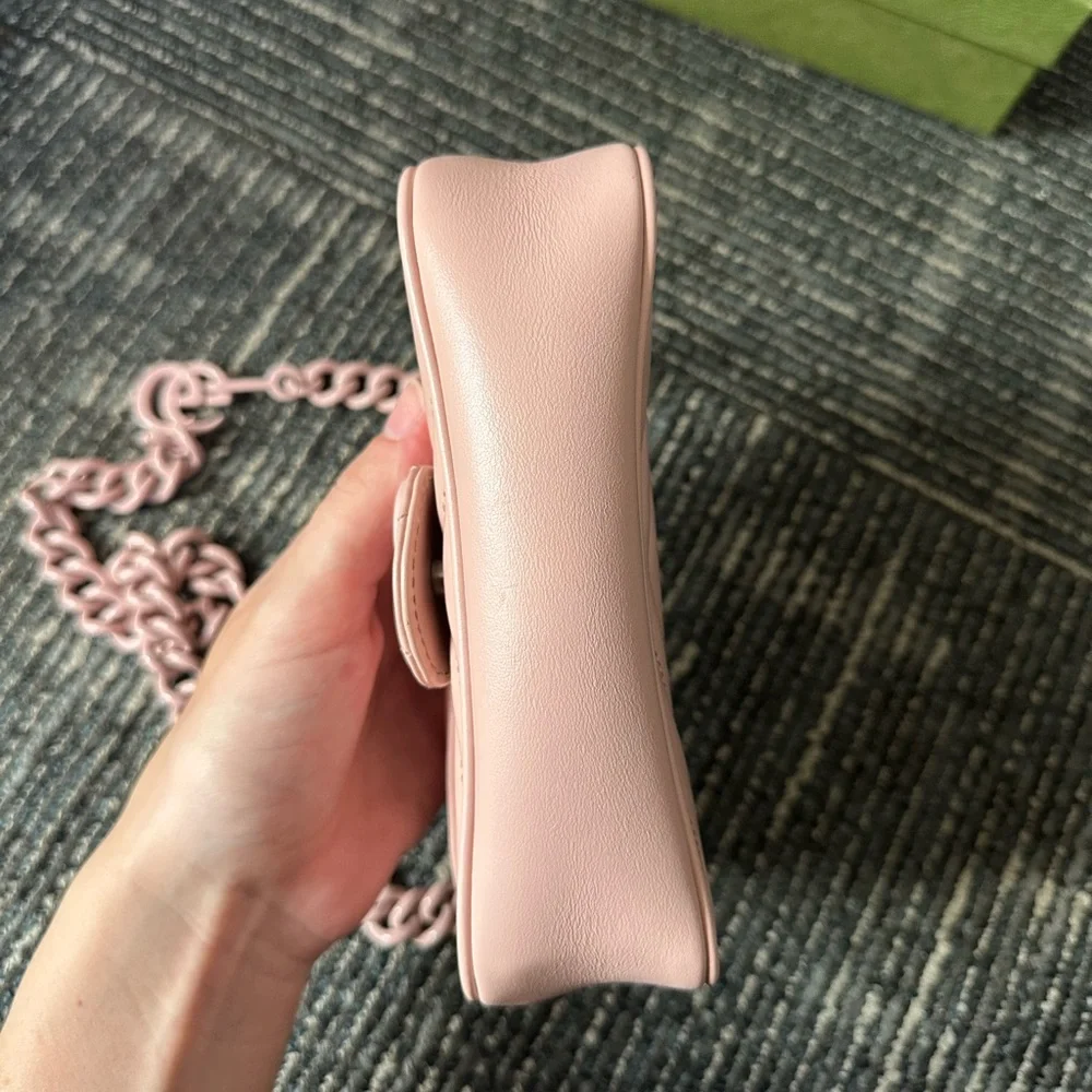 Gucci Calfskin Matelasse Monochrome GG Marmont Chain belt Bag in Perfect Pink - Picture 4 of 16